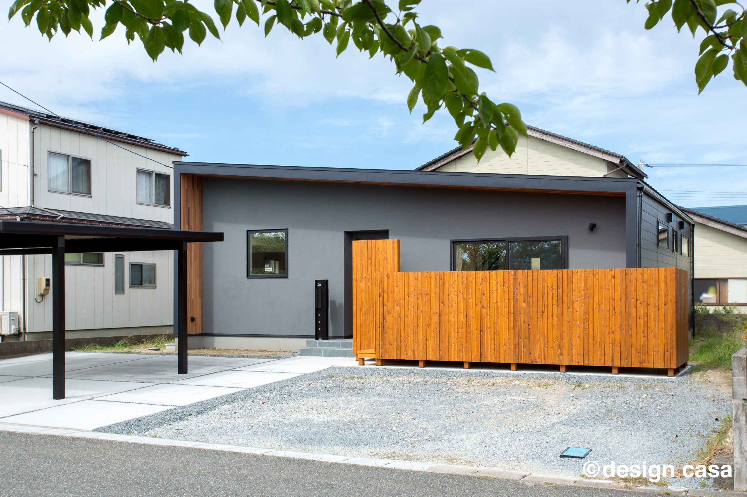 なだらかに奏でる家 Design Casa 施工事例 福井県大飯郡にある新築 規格住宅 注文住宅の大工工務店lidgehaus 株式会社新谷組